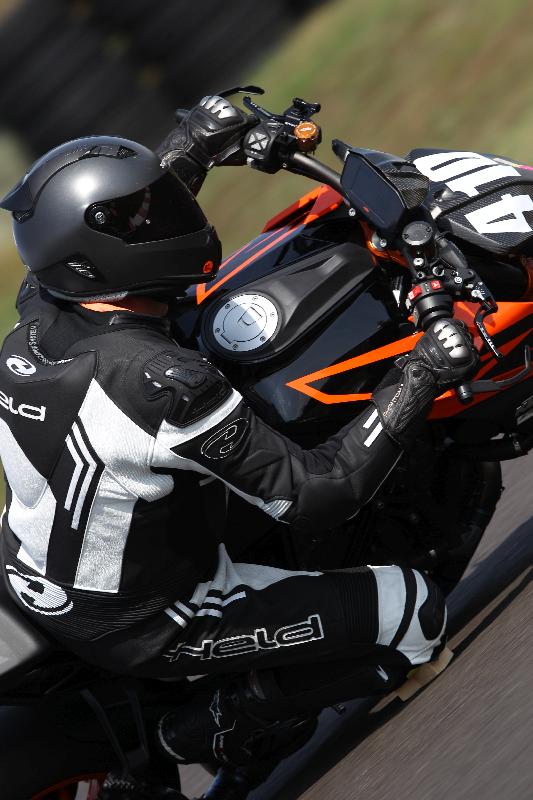 Archiv-2020/31 16.08.2020 Plüss Moto Sport ADR/410